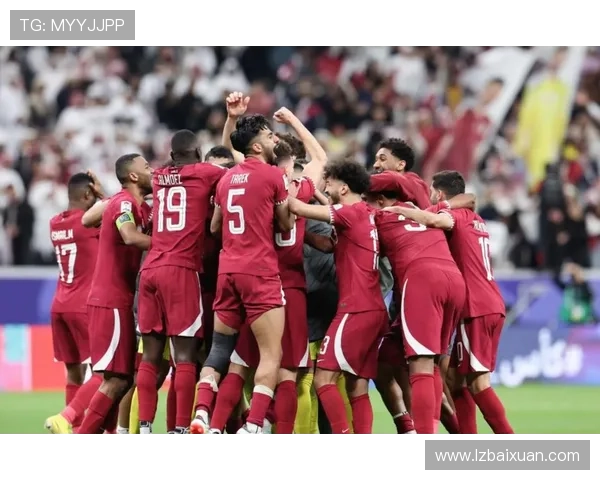 国家队备战世界杯预选赛关键客场前主帅调整阵容引发球迷热议